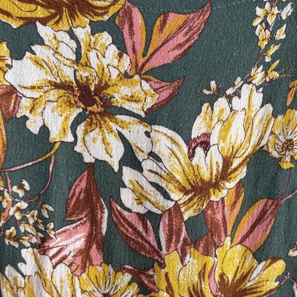 Floral Dress with Spaghetti Straps - Picture 3 of 5